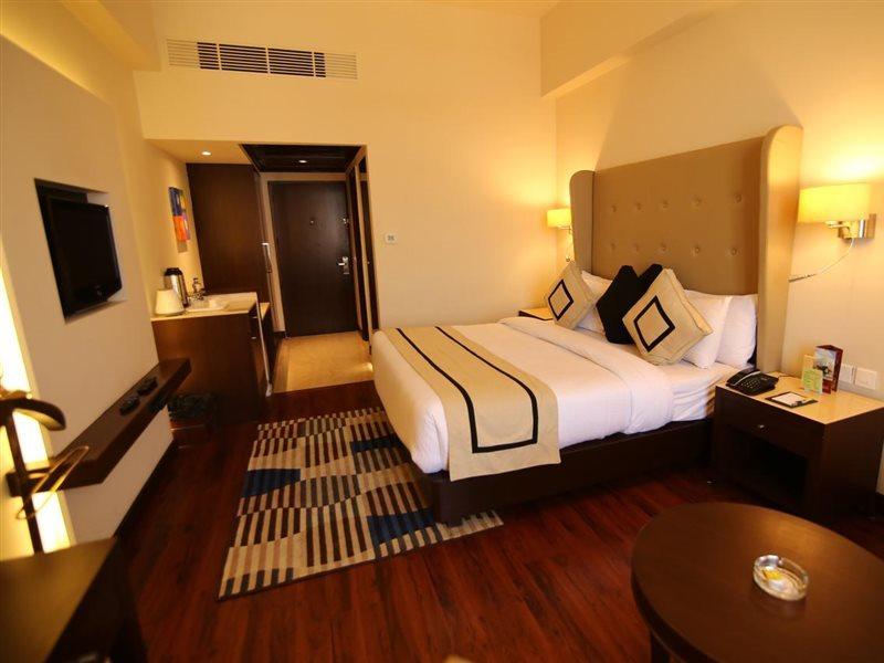 Hotel President 잘란다르 외부 사진