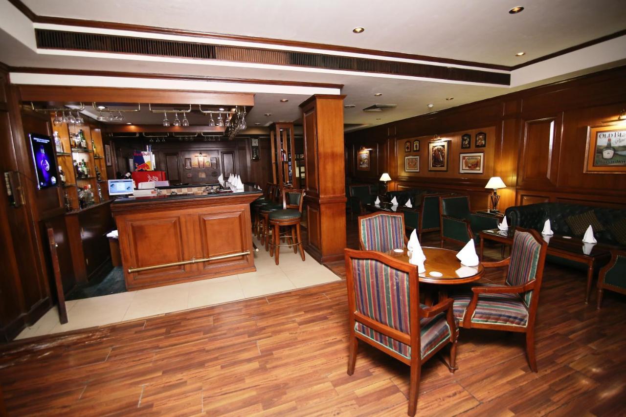 Hotel President 잘란다르 외부 사진